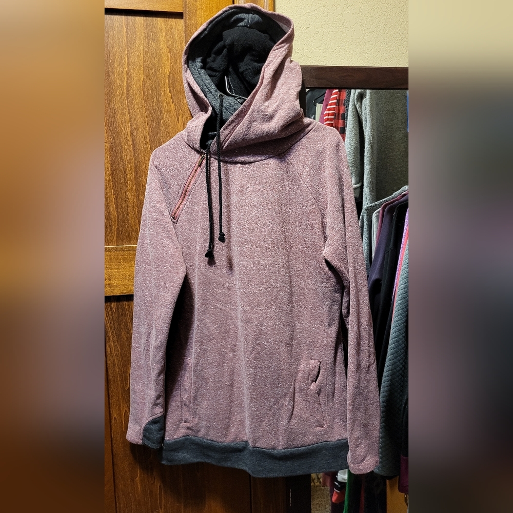 Double hood sweatshirt